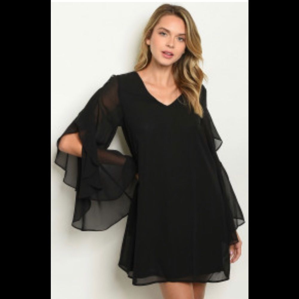 Black Dress Long open bell sleeves - Picture 2 of 3